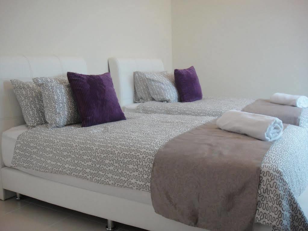 Shamrock Beach Villas Batu Ferringhi Penang Dış mekan fotoğraf